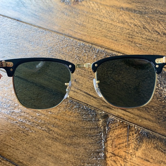 Ray Ban Clubmaster Classic Sunglasses. - Picture 4 of 6